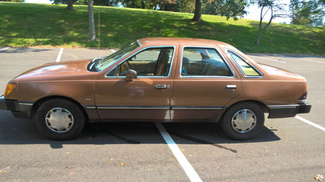 1984 Ford Tempo - photo 8