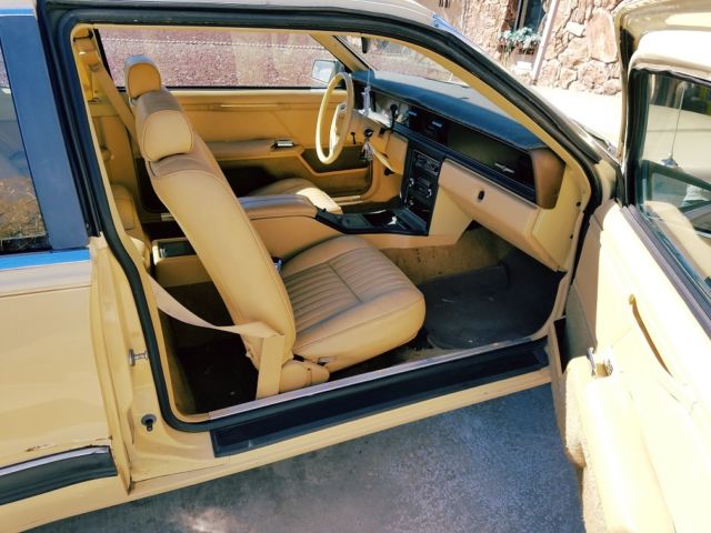 1984 Ford Thunderbird Base Sedan 2-Door - photo 8