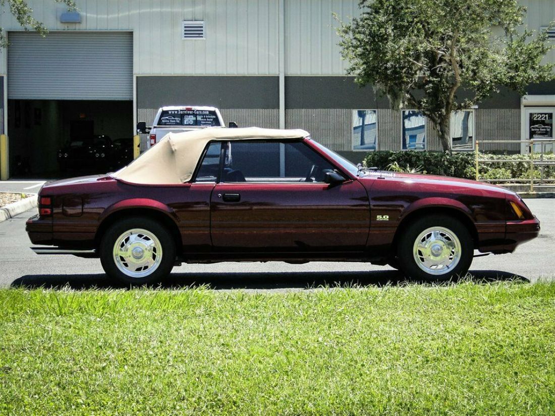 1984 Ford Mustang LX - photo 12