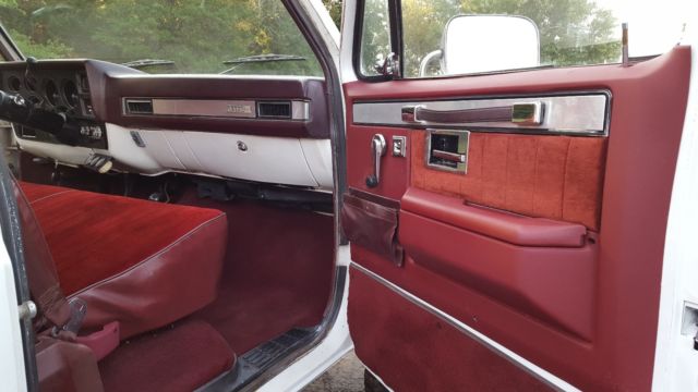 1984 GMC Sierra 1500 - photo 9