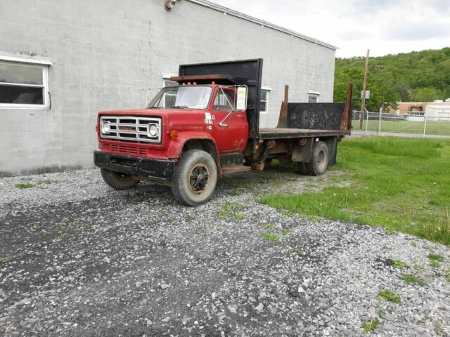 1984 GMC 7000 Series flat bed truck with dump 1984 GMC 7000