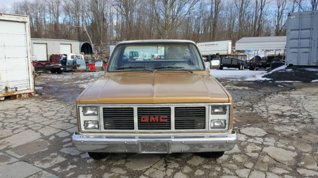 1984 GMC C-10,Pickup Truck 2WD  Short Bed - photo 3