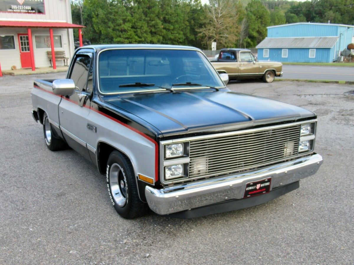1984 GMC C-15 1984 Chevrolet C-10