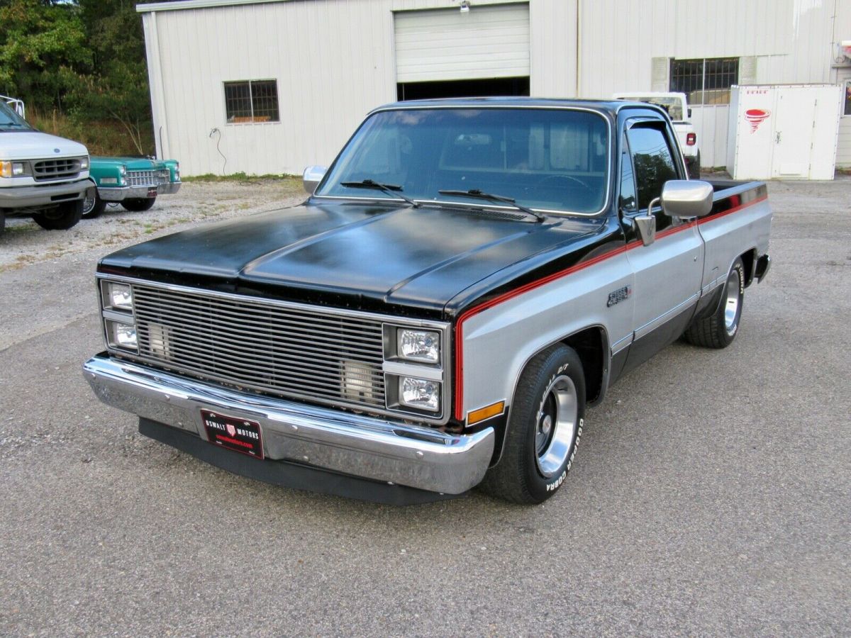 1984 Chevrolet C-10 - photo 3