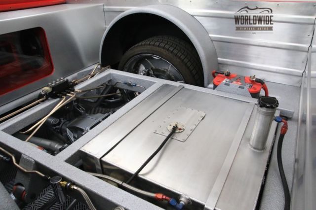 1984 Chevrolet C-10 COMPLETE RESTORATION - photo 10