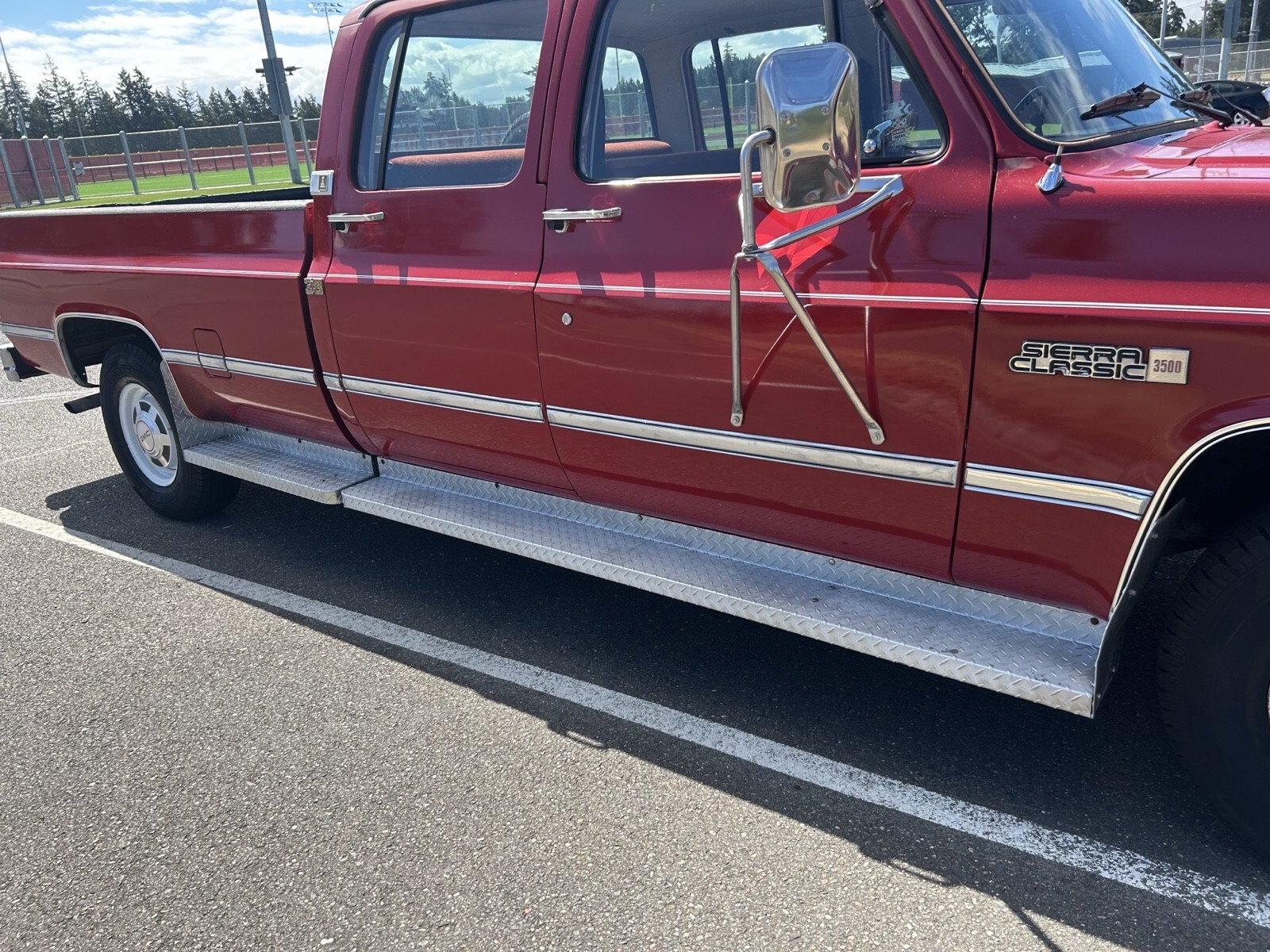 1984 GMC Sierra 3500 Sierra classic 2wd squarebody crew cab No Reserve - photo 11