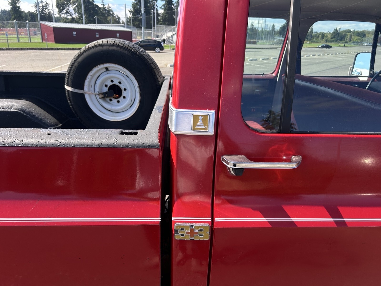 1984 GMC Sierra 3500 Sierra classic 2wd squarebody crew cab No Reserve - photo 7