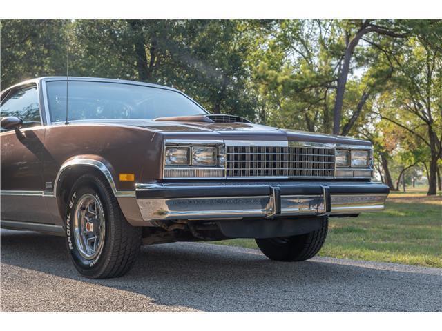 1984 GMC Caballero GMC Caballero, 383 Engine, AC, Great Car! - photo 13