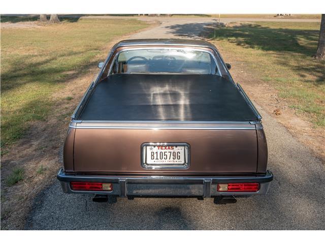 1984 GMC Caballero GMC Caballero, 383 Engine, AC, Great Car! - photo 8
