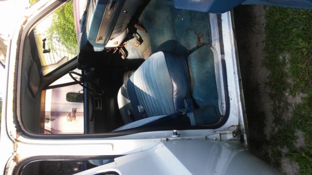 1984 GMC Sierra 3500 teepee - photo 6