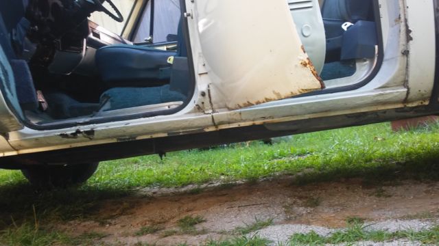 1984 GMC Sierra 3500 teepee - photo 9