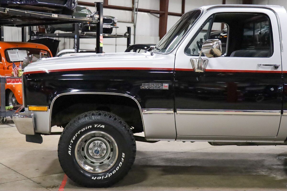 1984 GMC K1500 High Sierra - photo 3