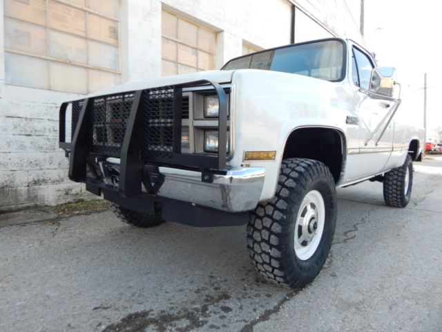 1984 GMC K20 Sierra Classic, 350 V-8, Lifted, 4x4, Rust Free! 1984 Chevrolet C/K Pickup 2500 Silverado