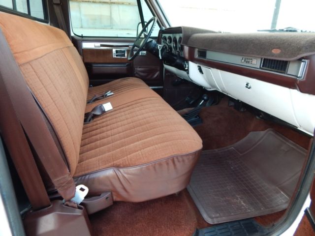 1984 Chevrolet C/K Pickup 2500 Silverado - photo 8