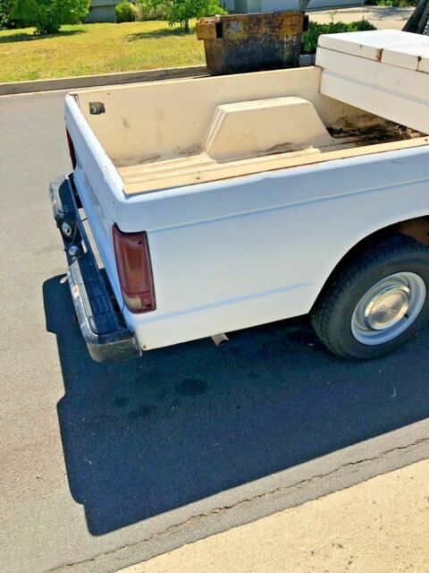 1984 GMC S15 - photo 9