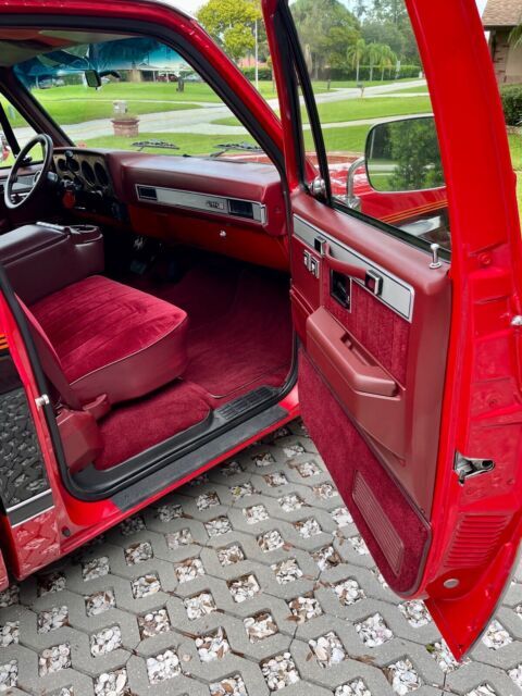 1984 GMC Sierra 1500 C-10 - photo 12