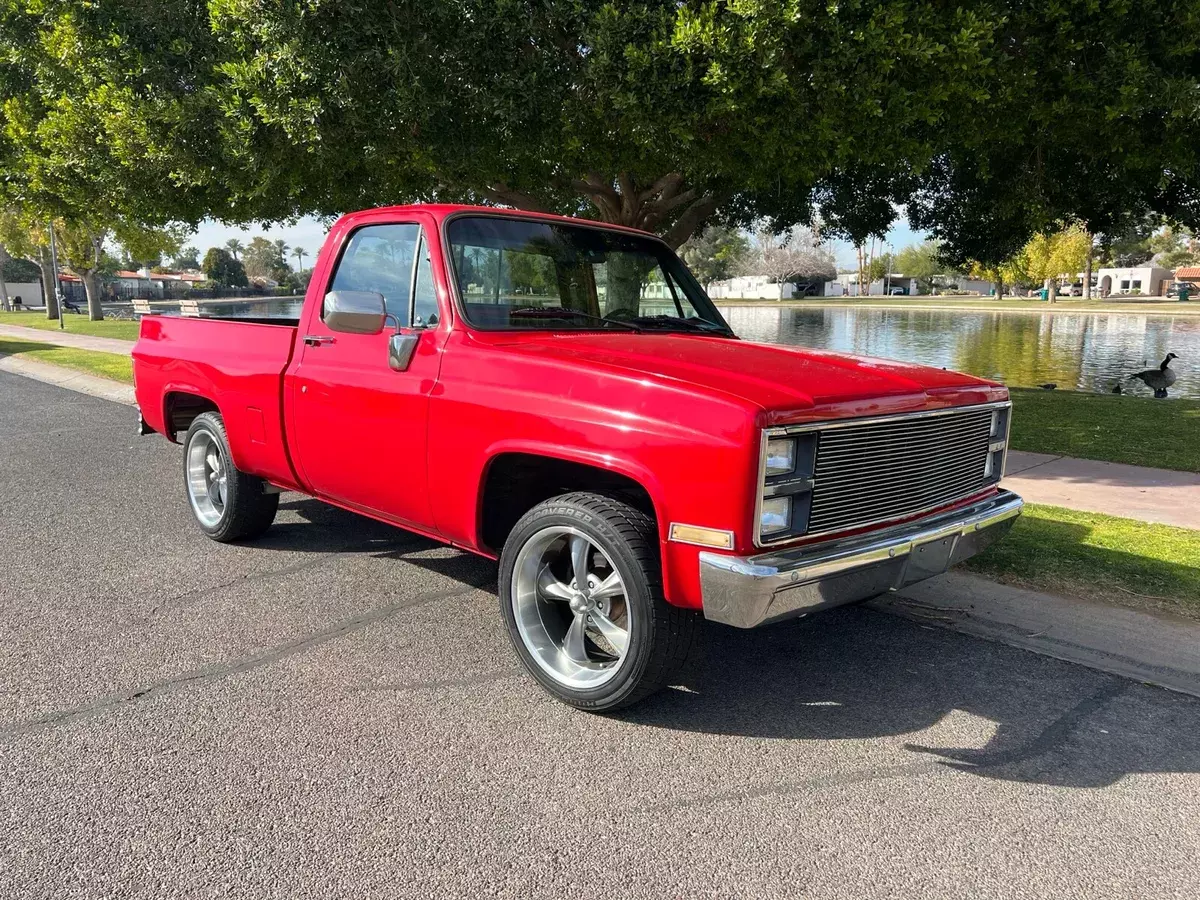 1984 GMC Sierra 1500 Red RWD Automatic 1984 GMC Sierra 1500