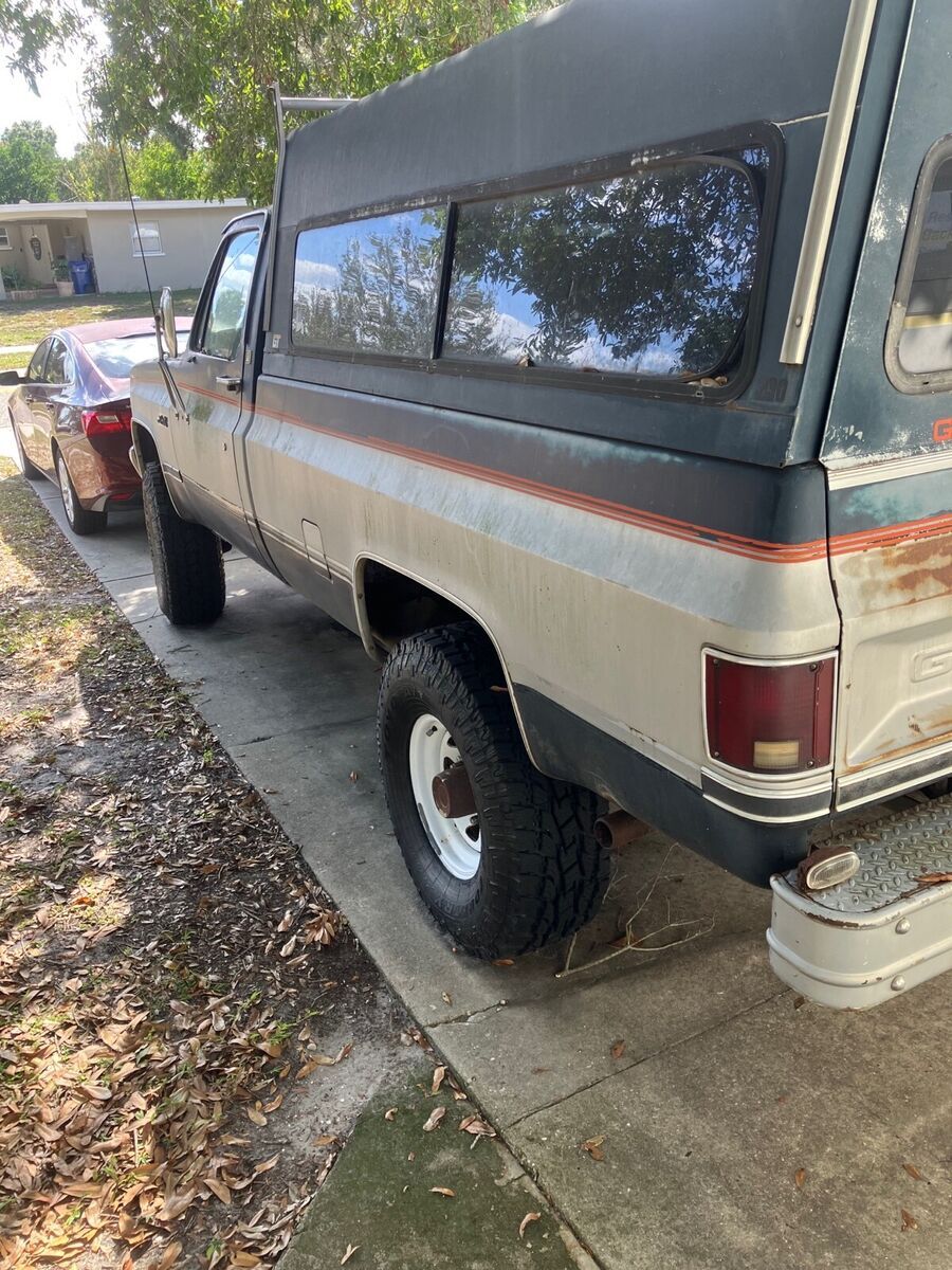 1984 GMC Sierra 2500 - photo 4