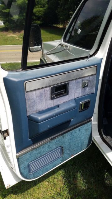 1984 GMC Sierra 3500 - photo 13
