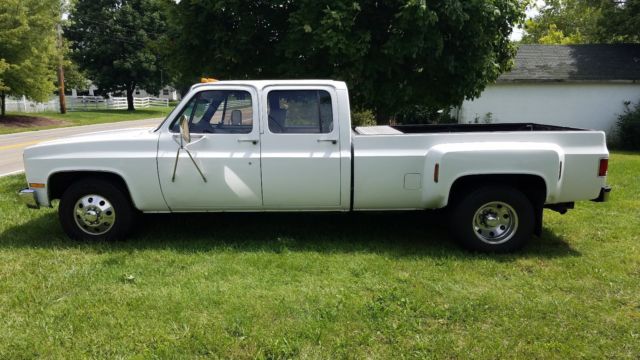 1984 GMC Sierra 3500 - photo 2