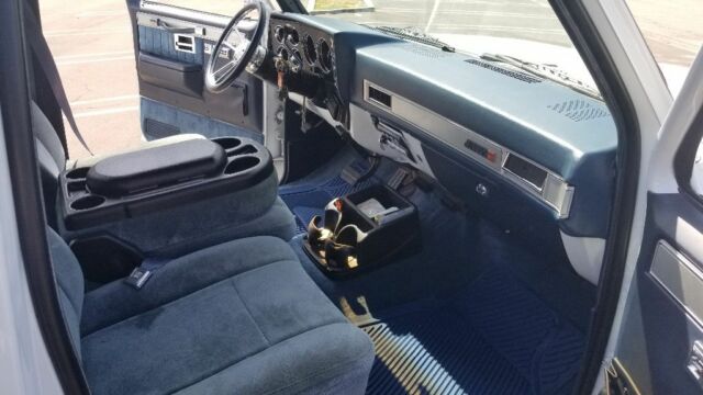 1984 GMC Sierra 3500 - photo 7
