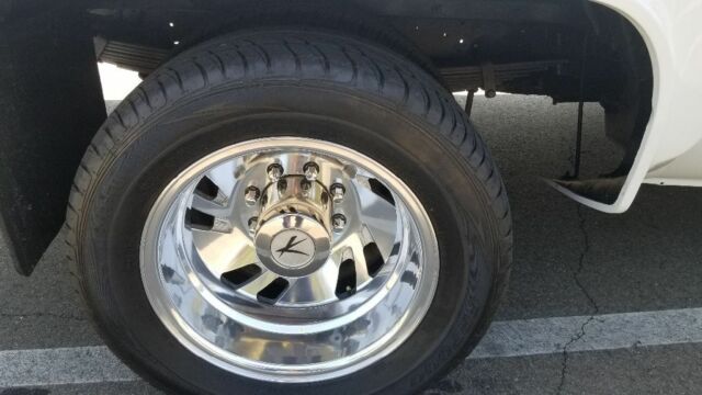 1984 GMC Sierra 3500 - photo 9
