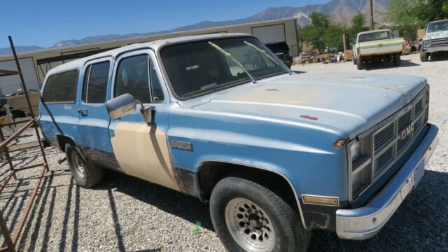 1984 GMC Suburban -- - photo 7