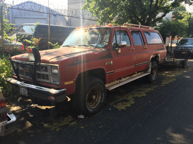 1984 GMC Suburban Diesel 4x4