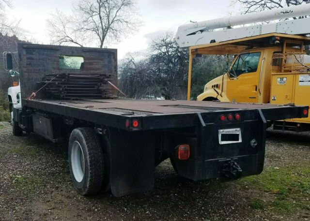 1984 GMC TopKick - photo 4