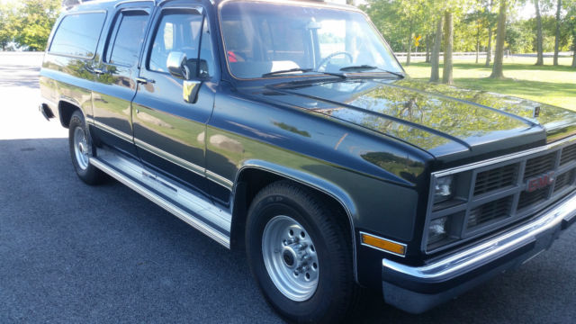 1984 GMC/Chevy Suburban 1984 GMC Suburban