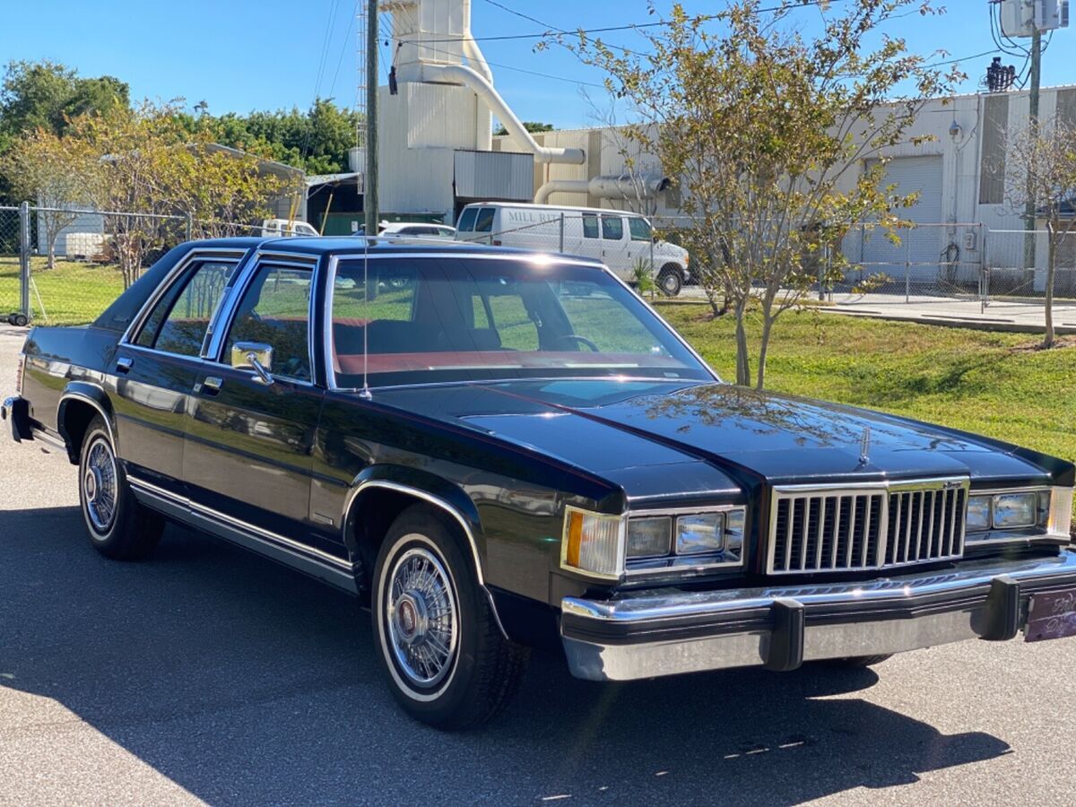 1984 Grand Marquis 5.0 , automatic, 39,280 original miles, original 9/10 interor 1984 Mercury Grand Marquis