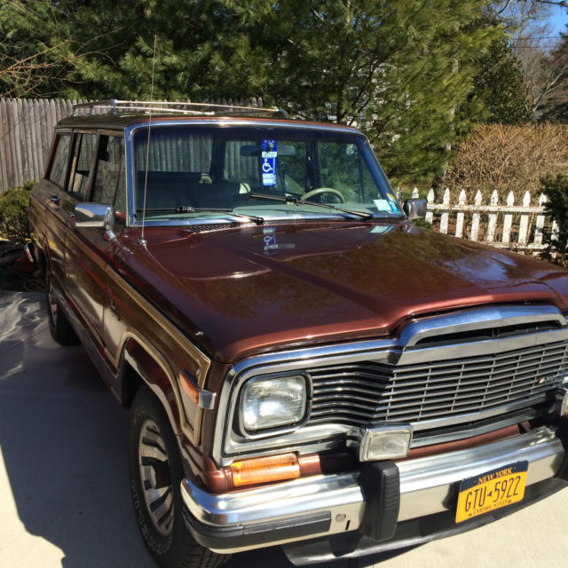 1984 Jeep Wagoneer - photo 2
