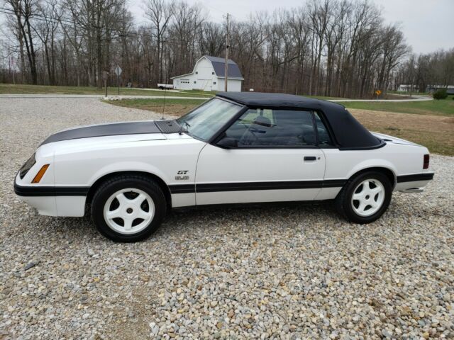 1984 Ford Mustang