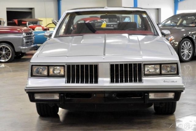 1984 Oldsmobile Cutlass Hurst 442 - photo 2