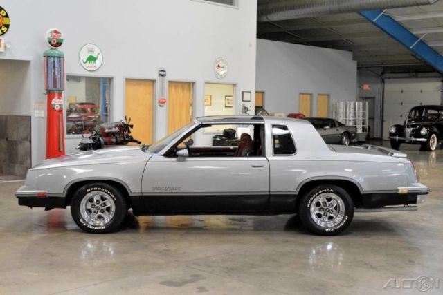 1984 Oldsmobile Cutlass Hurst 442 - photo 5