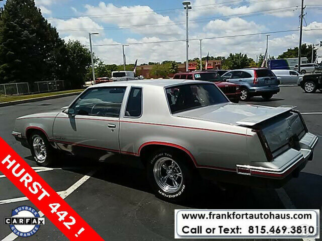 1984 Oldsmobile Cutlass Hurst 442 - photo 9