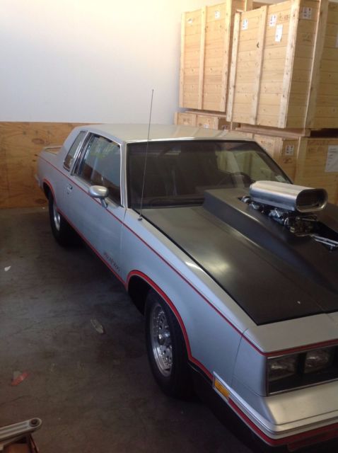 1984 Oldsmobile Hurst 2 Door - photo 3