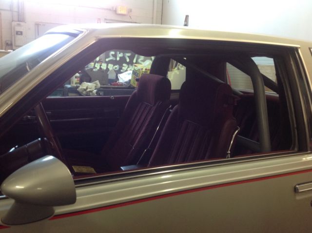 1984 Oldsmobile Hurst 2 Door - photo 6