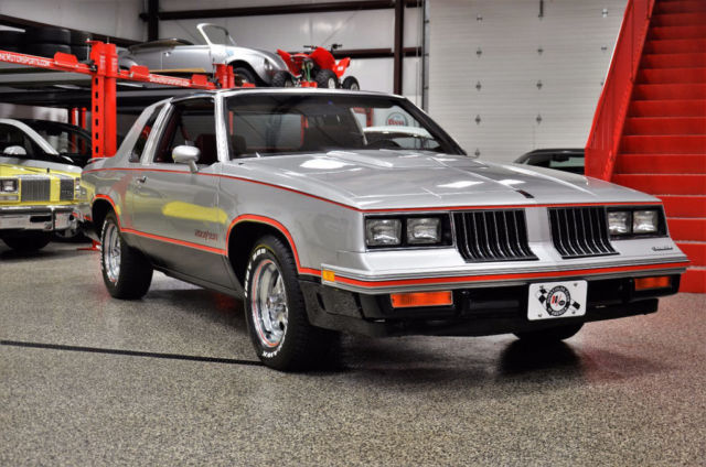 1984 Oldsmobile Cutlass W40 HURST OLDS - photo 12