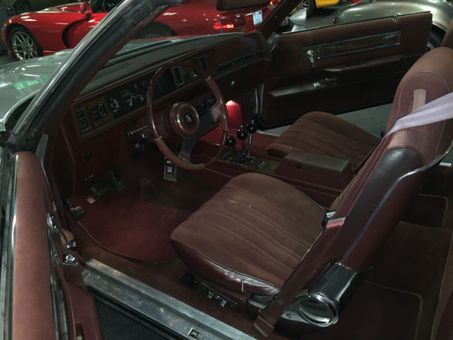 1984 Oldsmobile Other Hurst with Lightning Rod Shifter and T-Tops - photo 9