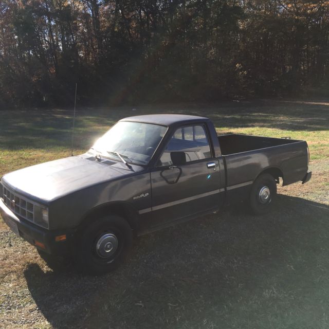 1984 Isuzu Other Base Standard Cab Pickup 2-Door - photo 2