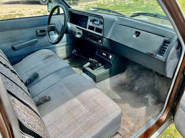 1984 Isuzu PUP - photo 13