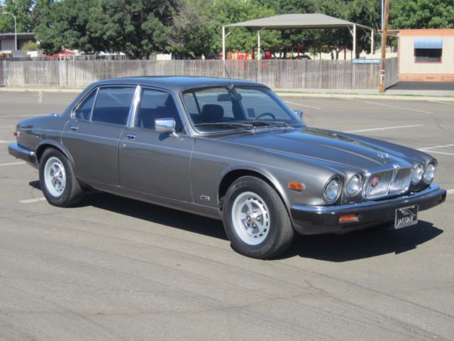 1984 Jaguar XJ6 '91 Corvette 350TPi/700r4 V8 conversion - photo 2