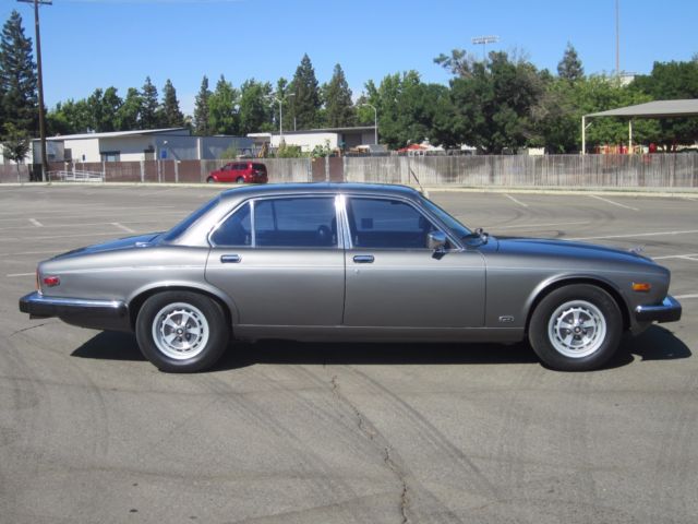 1984 Jaguar XJ6 '91 Corvette 350TPi/700r4 V8 conversion - photo 3