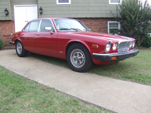 1984 Jaguar XJ6 Base Sedan 4-Door - photo 3