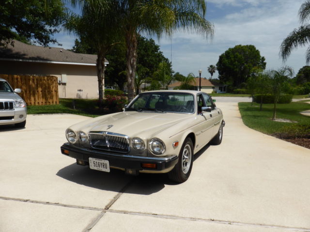 1984 Jaguar XJ6 - photo 2