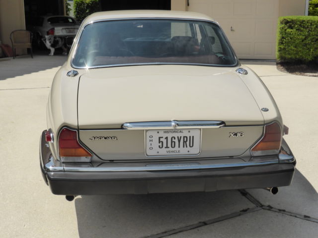1984 Jaguar XJ6 - photo 3