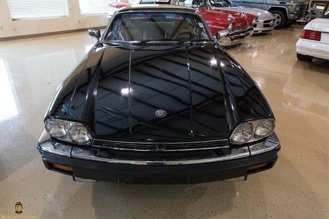 1984 Jaguar XJS HE - photo 2