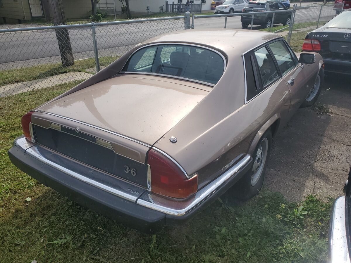 1984 Jaguar XJS - photo 8