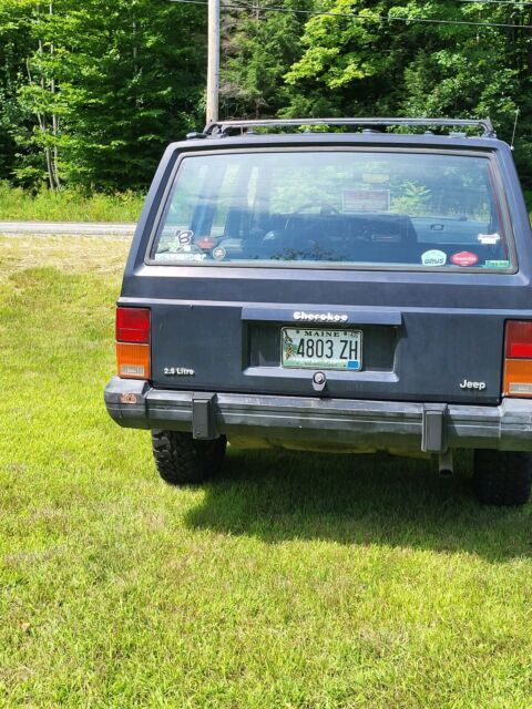 1984 Jeep Cherokee - photo 2